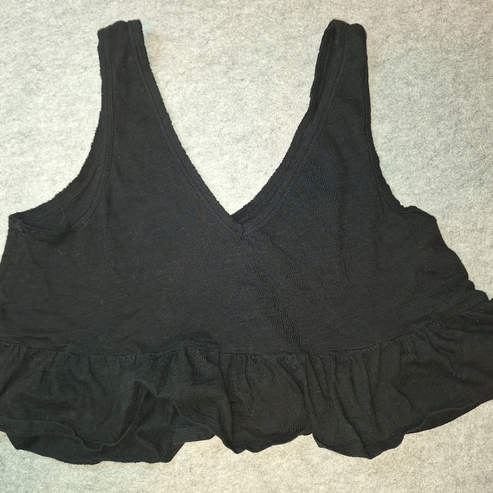 Wild Fable Black‎ Ruffled Crop Top - Picture 2 of 3